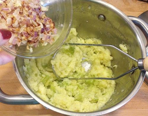 Быстрые жареные пирожки с картошкой