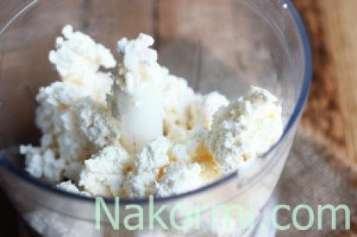 Творожно-банановый десерт