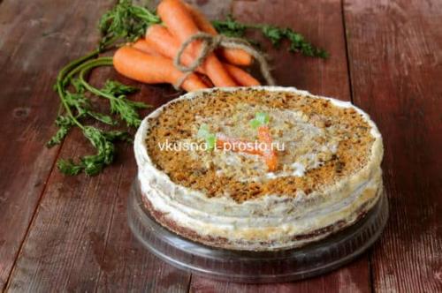 Влажный морковный торт со сметанным кремом. Морковный торт со сметанным кремом