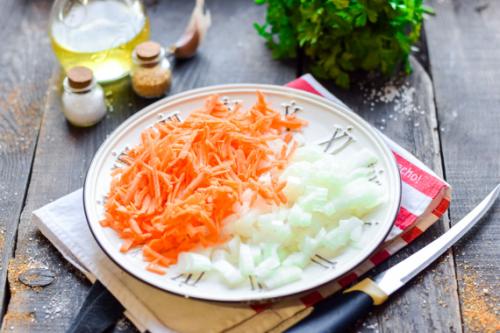 Гречка с курицей на сковороде