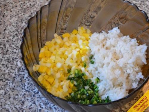 Пирог в мультиварке с рисом и яйцом. Описание рецепта: