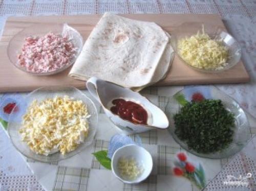 Рулеты из лаваша с крабовыми палочками