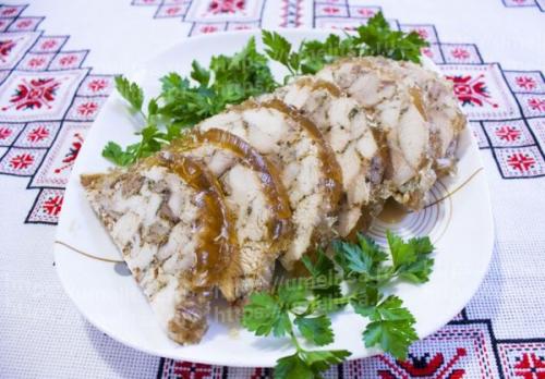 Как приготовить куриный рулет в бутылке пошаговый рецепт. Актуальный рецепт приготовления куриного рулета в бутылке в домашних условиях