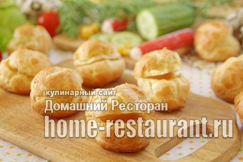 Профитроли с крабовым салатом. Профитроли с крабовыми палочками