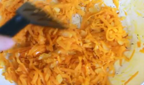 Салат с грибами слоями. Слоёный салат с жареными грибами шампиньонами: пошаговый рецепт