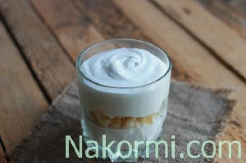 Творожно-банановый десерт