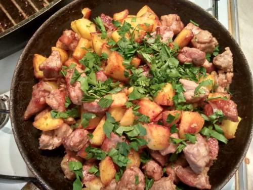 Мясо по грузински с картофелем. «Оджахури» — рецепт мяса с картошкой по-грузински