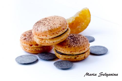 Шоколадно-апельсиновые макаронс