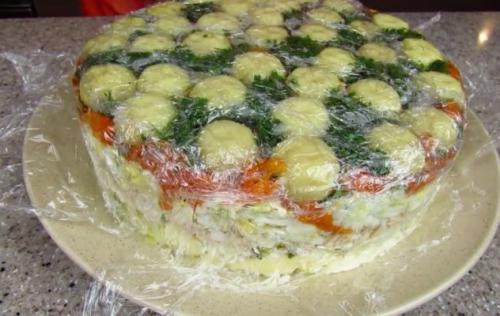 Салат перевертыш Грибная поляна с опятами. Салат Грибная поляна с шампиньонами из 7 слоев