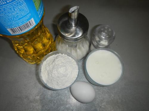 Пышные оладьи на разогретом кефире. Пышные оладьи на горячем кефире с яйцом