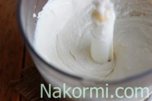 Творожно-банановый десерт