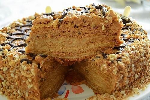 Медовик в мультиварке с заварным кремом рецепт. 