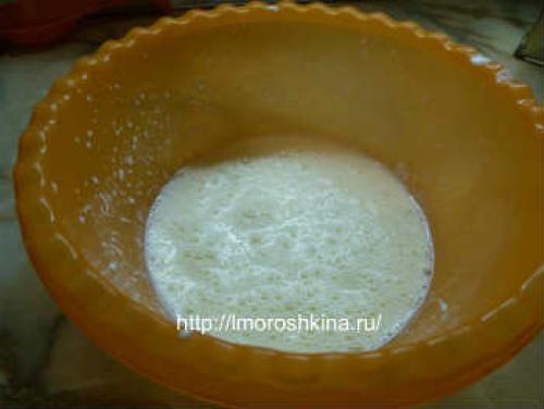 Заливной пирог с репчатым луком. Быстрый и самый вкусный луковый пирог- заливной