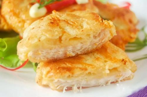 Куриное филе с сыром и майонезом на сковороде. Куриное филе в кляре с сыром на сковороде: рецепт