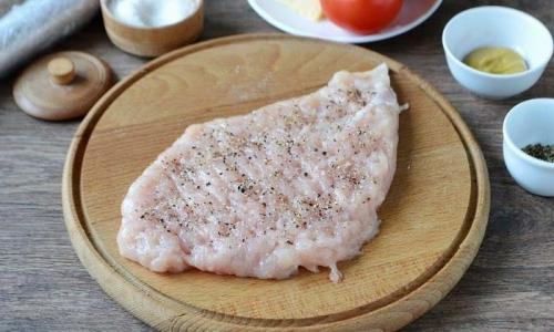 Куриное филе с помидорами и сыром, в духовке