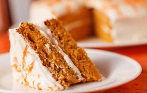 Морковный пирог с медом. Морковный пирог с медовой глазурью