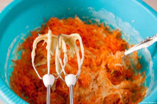 Морковный торт простой рецепт. Морковный торт рецепт: