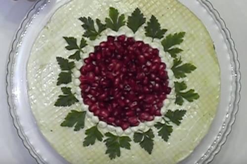 Закусочный торт из вафельных коржей. Закусочный торт с курицей и грибами на вафельных коржах