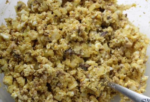 Профитроли с консервой. Профитроли с рыбным паштетом