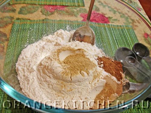 Постный морковный пирог без яиц