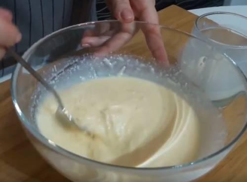 Спагетти со сливочным соусом и беконом. Паста Карбонара с беконом — рецепт со сливками