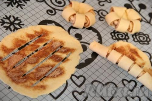 Булочки с корицей без дрожжей