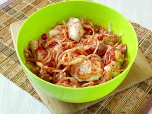 Куриные крылышки в луковой шелухе. Куриные крылышки в чесночно-луковом маринаде