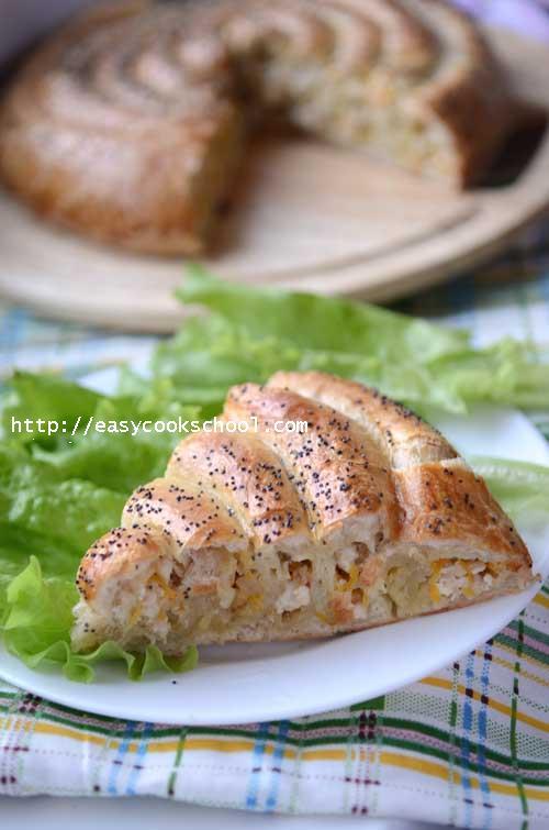 Пирог Улитка с курицей и картошкой. Слоеный пирог с курицей в виде улитки