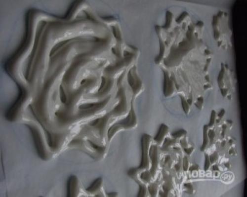 Елочки из безе. Елочка из безе