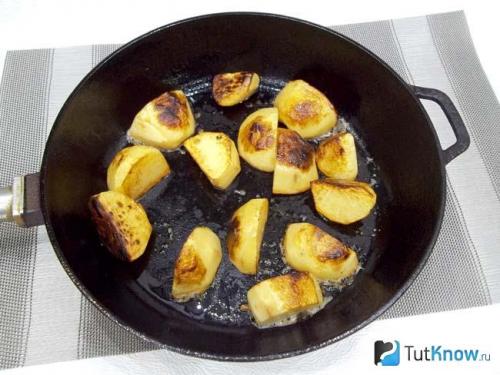 Жаркое в духовке без обжарки. Жаркое с мясом и картофелем в духовке