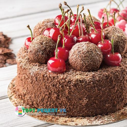 Наполеон шоколадный с вишней.