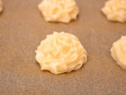 Начинка для профитролей. Как приготовить закусочные профитроли с несладкой начинкой