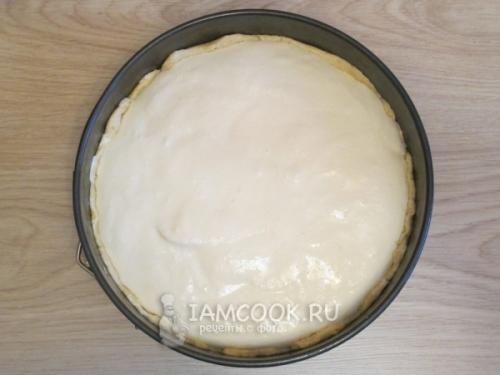 Песочный пирог с яблоками и творогом