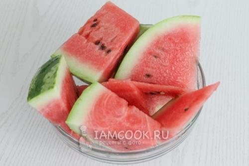 Арбузы маринованные в банках с уксусом. Маринованные арбузы в банках на зиму (с уксусом)