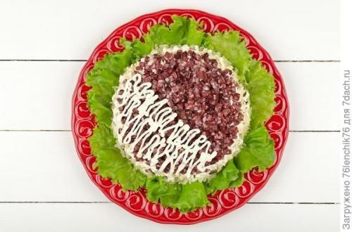 Салат Букет роз. Салат с блинами «Букет роз»