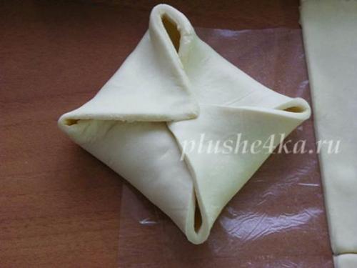 Слоеные булочки с сыром. Булочки с сыром из слоеного теста