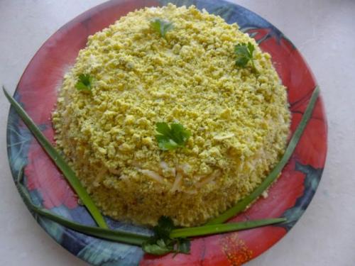 Салат с рыбой и картошкой. Рыбные салаты с картошкой