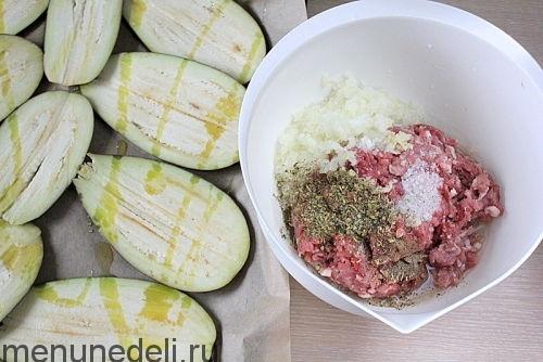 Рулетики из баклажанов с фаршем. Рулетики из баклажана с фаршем