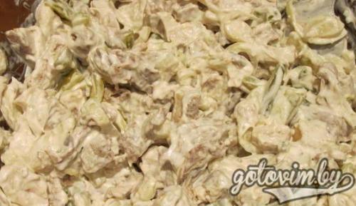 Легкий салат к драникам. Салат к драникам