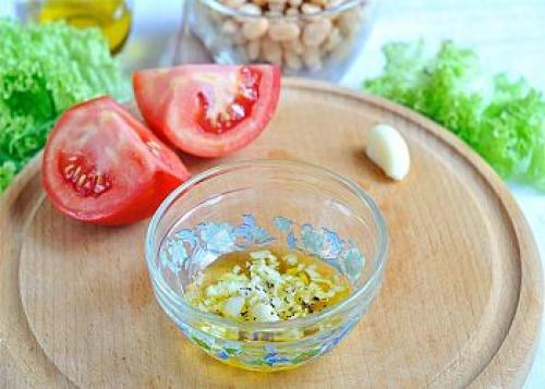 Салат с помидорами и фасолью. Как приготовить салат из фасоли и помидоров