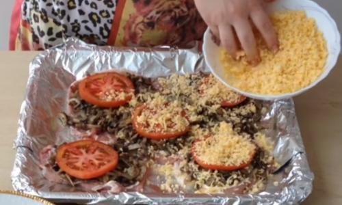 Мясо по-французски из говядины. Говядина по-французски, запечённая в духовке с грибами и помидорами