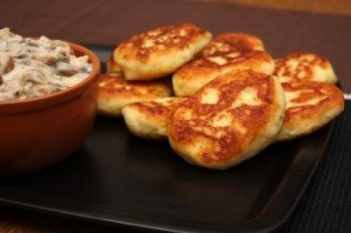 Котлеты картофельные из пюре. Картофельные котлеты из пюре