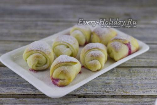 Экспресс-рогалики с карамелью и сыром. Экспресс рогалики с карамелью