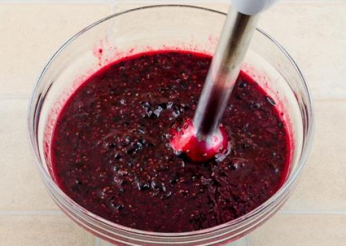 Чизкейк с муссом из черной смородины