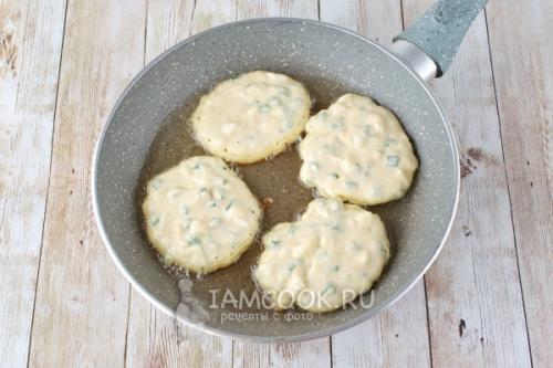 Быстрые пирожки с зеленым луком и яйцом на кефире. Ленивые пирожки с яйцом и зелёным луком за 15 минут