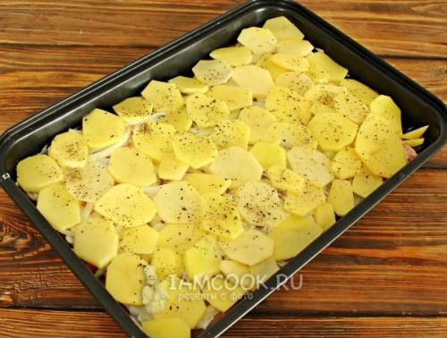 Мясо по-французски с картофелем и помидорами. Мясо по-французски с картошкой и помидорами