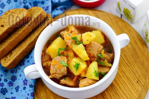 Картошка в мультиварке с мясом. Картошка с мясом в мультиварке по-домашнему.