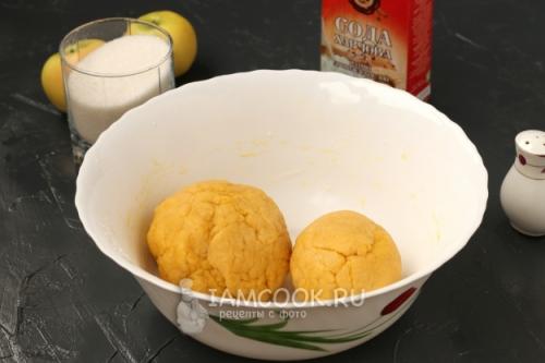 Песочный пирог с яблоками и безе. Польский яблочный пирог с безе и крошкой