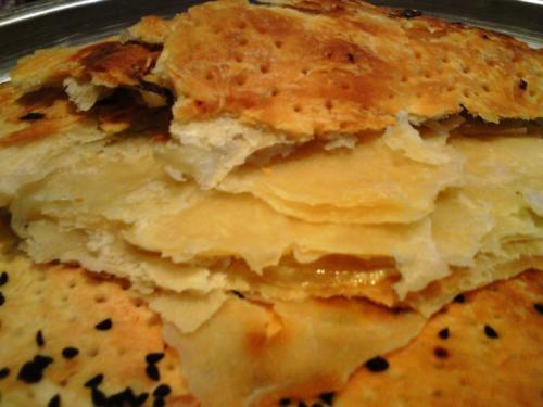 Фатир с луком. Лепешки на любой вкус. Фатир слоенный с луком