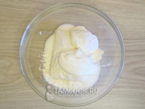 Песочный пирог с яблоками и творогом